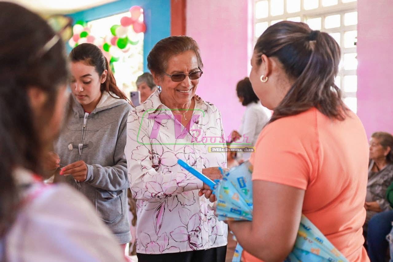 Sistema Dif zacapu trabaja presidenta Estela Pulido
