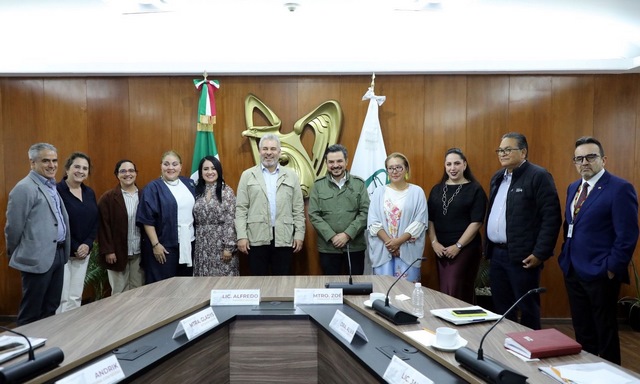 Zoé Robledo y Alfredo Ramírez Bedolla avanzan en ruta de trabajo para fortalecer al IMSS en Michoacán